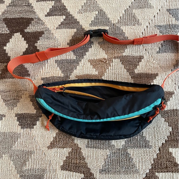 REI Belt Bag - Picture 6 of 6
